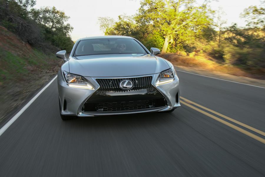  Lexus RC200t 2016 года  (NA) (фото 12 из 16)